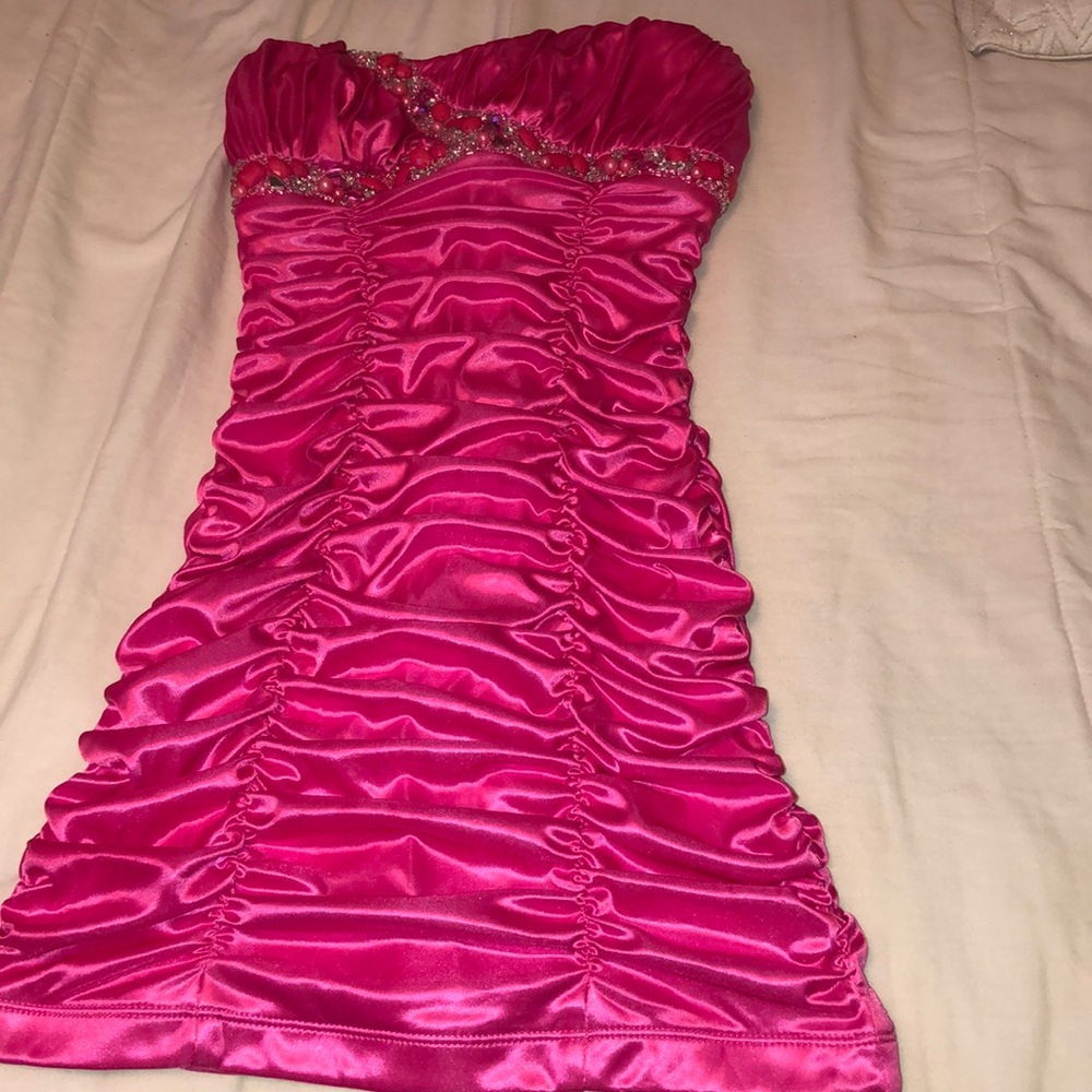 Party hot pink midi dress